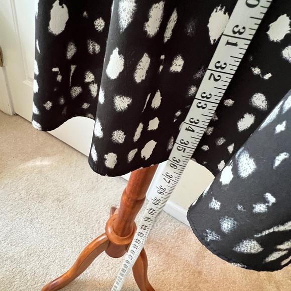 ASOS midi dress - super cute pattern and easy to dress up or down! - Picture 4 of 6